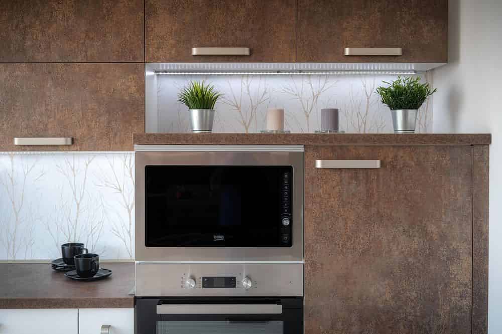MICROWAVE INSTALL AND REPLACE image