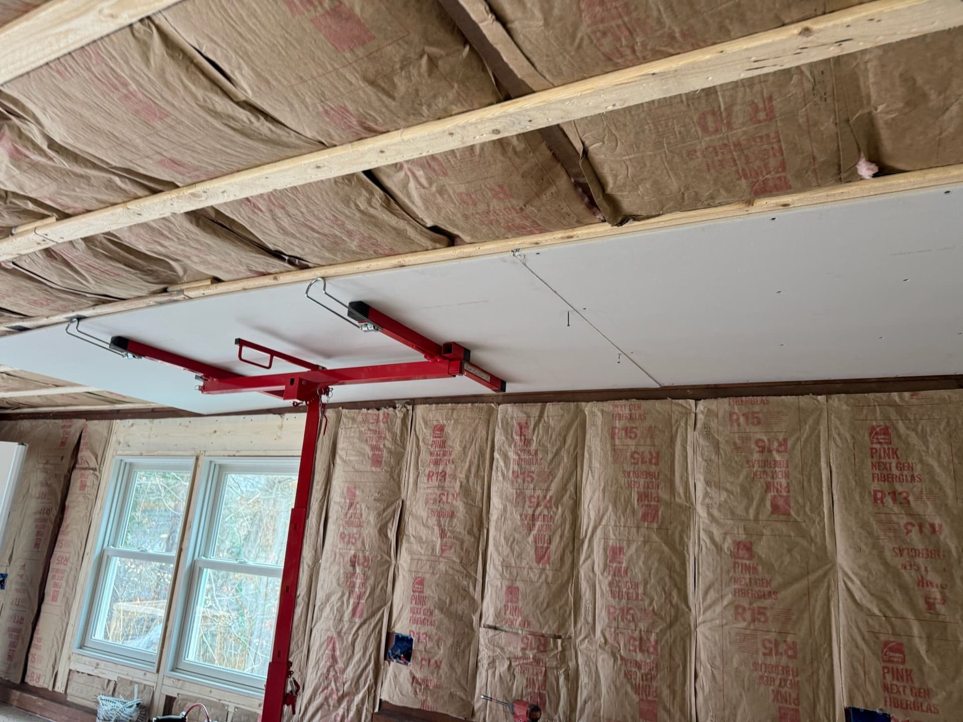 Expert Drywall Installation Ensures Comfort image