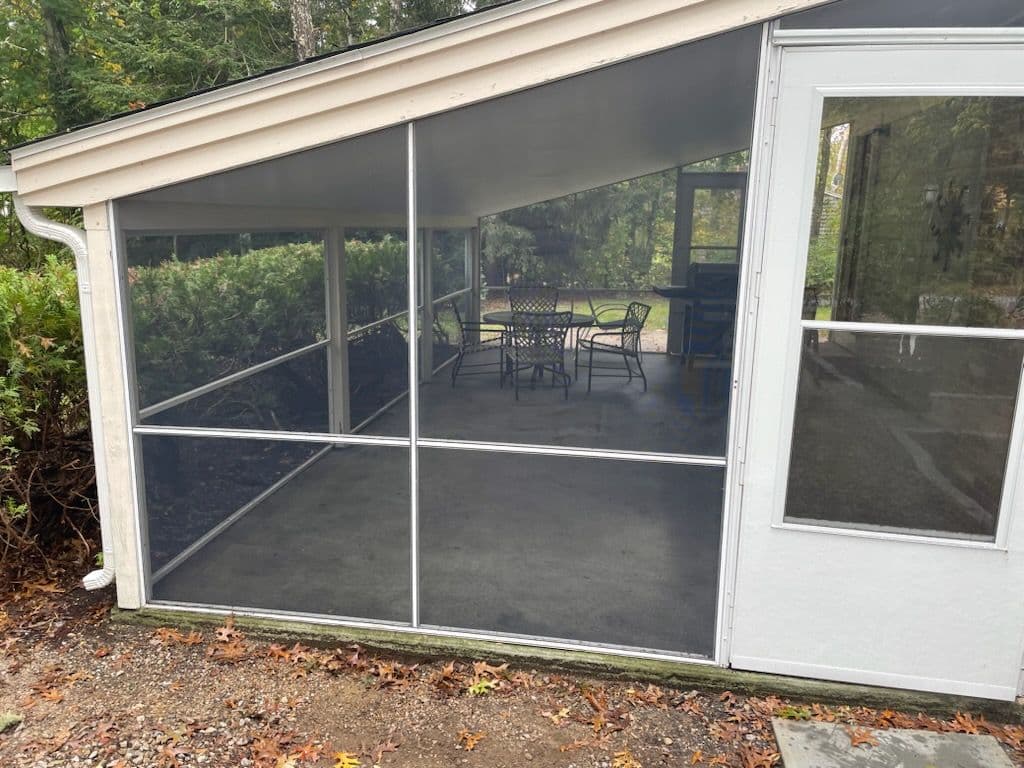 Gallery photos for Transform Your Outdoor Space with Porch Screen Repair: Image #1